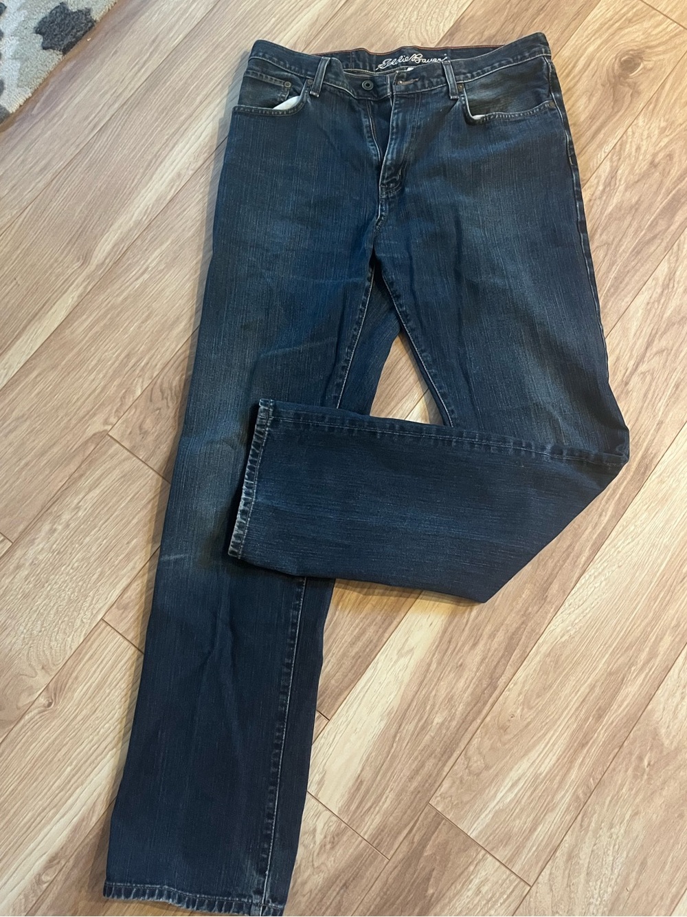 Vintage Eddie Bauer dark wash relaxed fit jeans